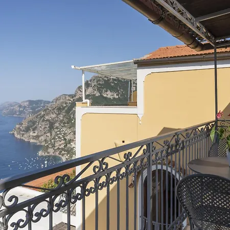 Estate4home - Degli Dei Vila