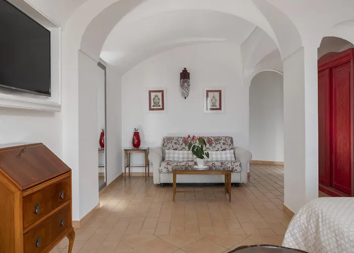 Estate4home - Degli Dei *